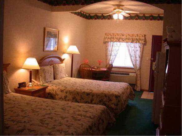 Townhouse Inn & Suites أوماها الغرفة الصورة