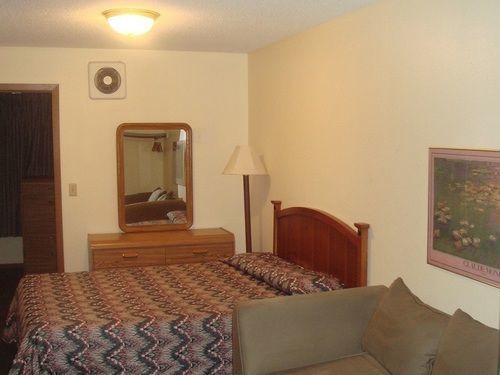 Townhouse Inn & Suites أوماها المظهر الخارجي الصورة